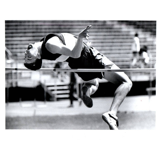 1991 Original Press Photo Track High Jump Bob Dower Peabody 8x10" AD2