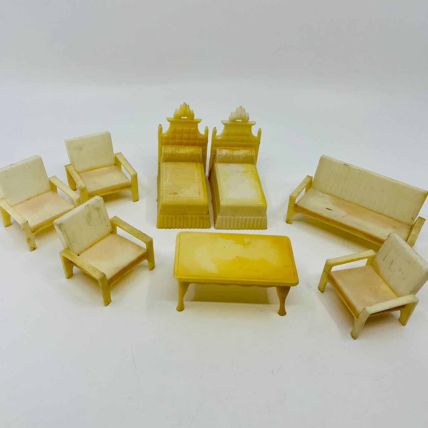 1950s MCM Dollhouse Furniture Celluloid Set Beds Chairs Table Couch Sofa 8pc TD9