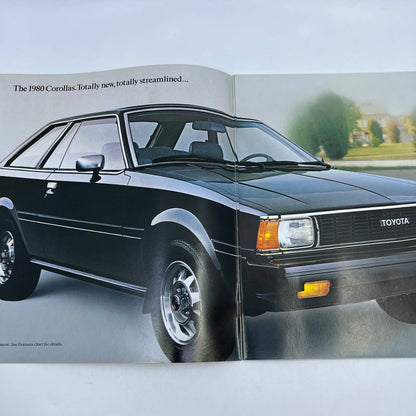 1980 Toyota Corolla Original Dealer New Car Showroom Brochure TH8