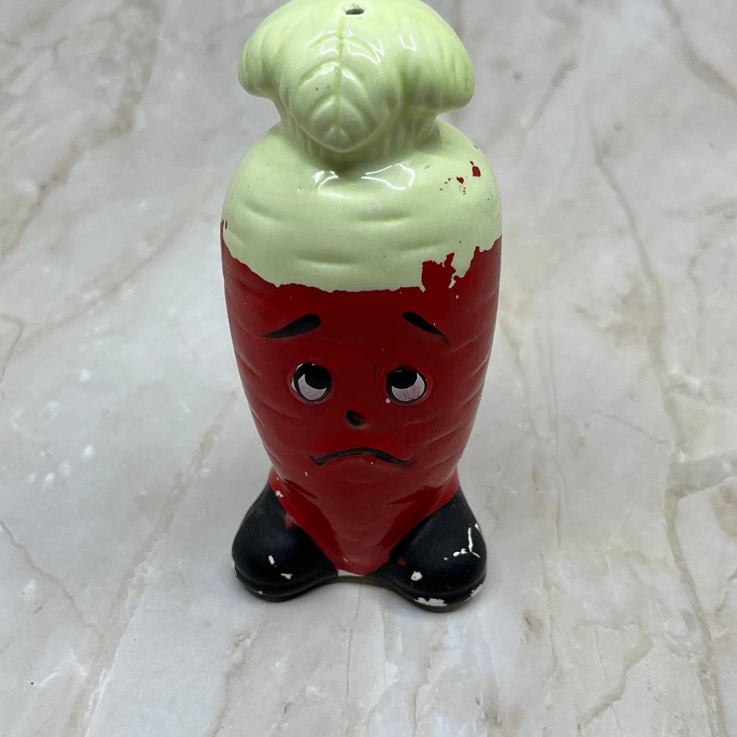 Vintage Carrot Salt and Pepper Shaker Ceramic Japan 4.5” TI7