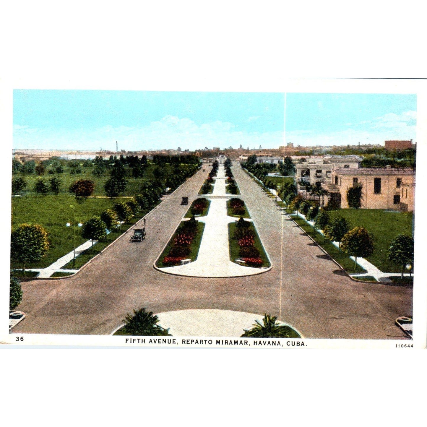 5th Avenue Reparto Miramar Havana Cuba Original Postcard P3-1