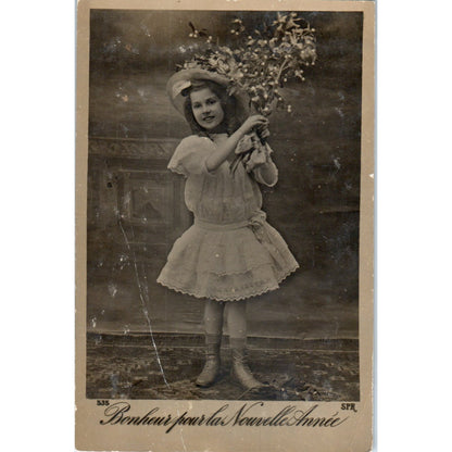 1912 Little French Girl Happy New Year Original Postcard P3-3