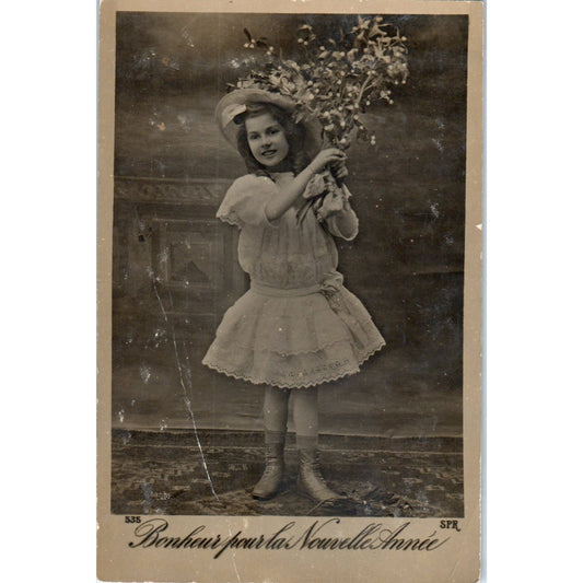 1912 Little French Girl Happy New Year Original Postcard P3-3