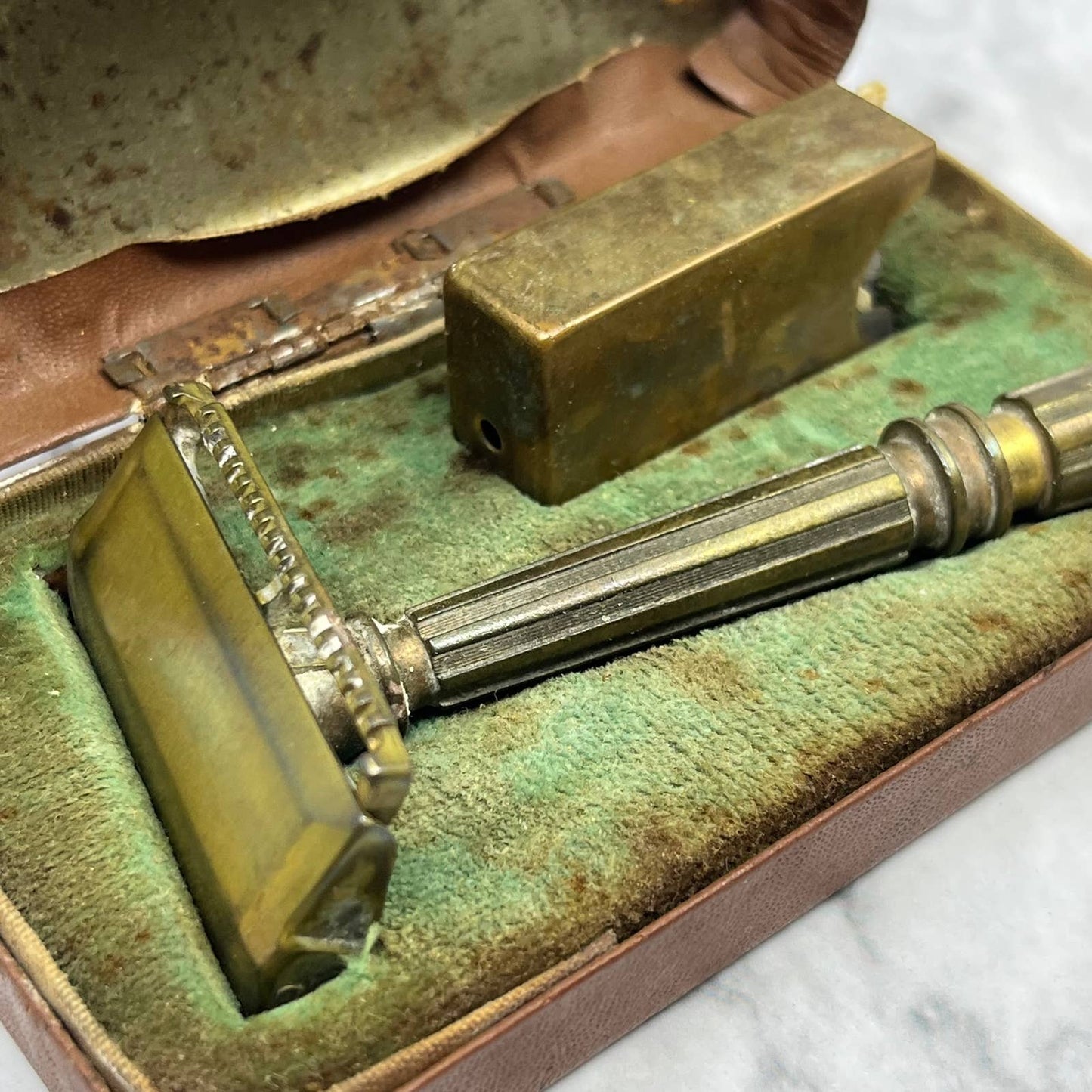 1930s Brass GEM Micromatic Single Edge Safety Razor w/ Case & Blade Holder TF6