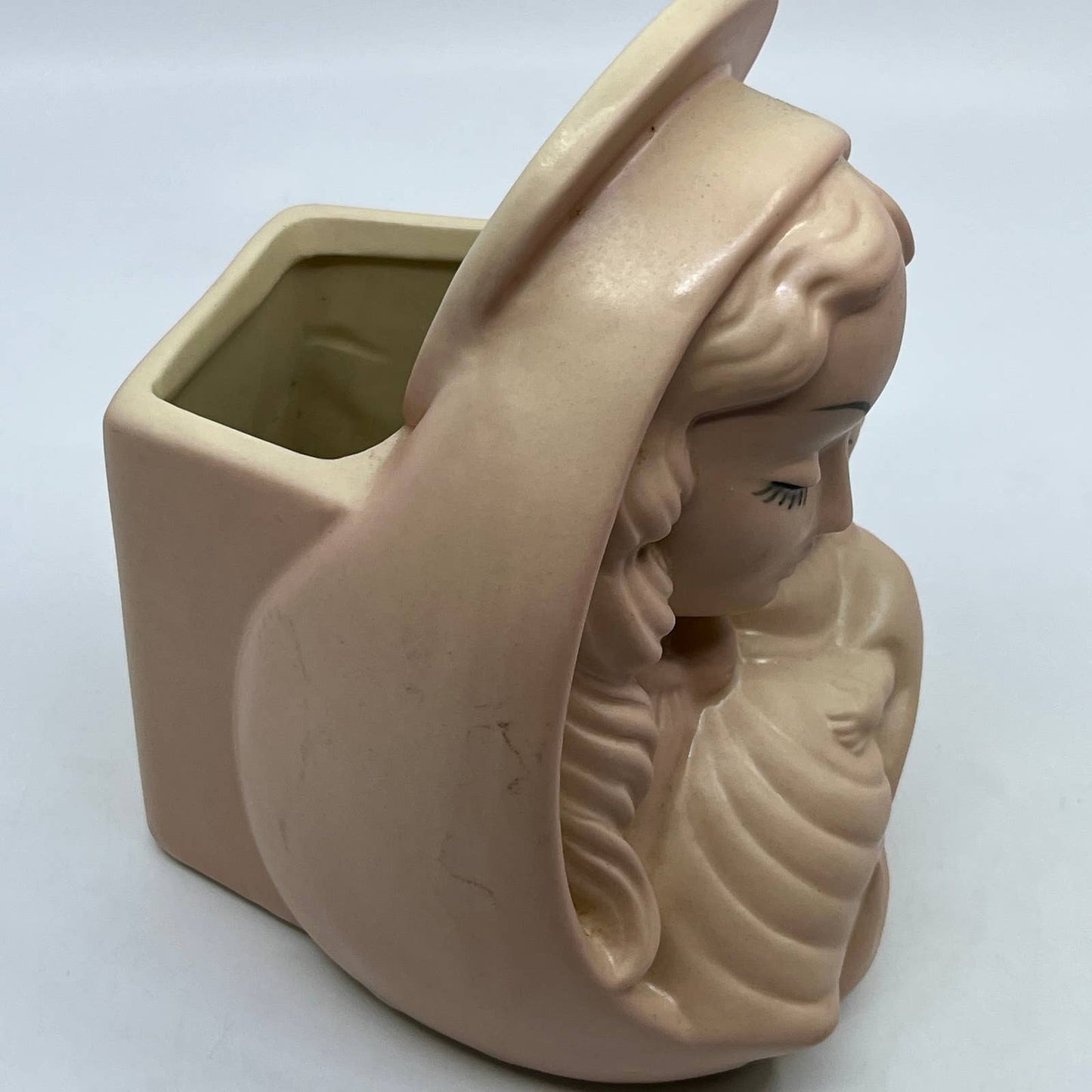 1940s Hull USA Madonna Child Planter 26 Blush Pink Vintage TC2