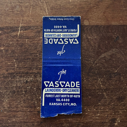 The Cascade Launderers Kansas City MO Advertising Matchbook Cover MM11-4