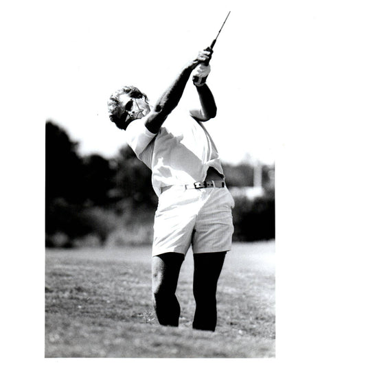 1987 Original Press Photo Golf Bucs Quarterback Steve DeBerg Golfing 8x10" AD2-1