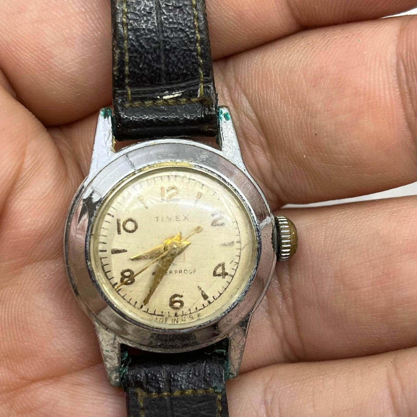 Vintage Women’s Timex Shock Resistant Watch TK2-P