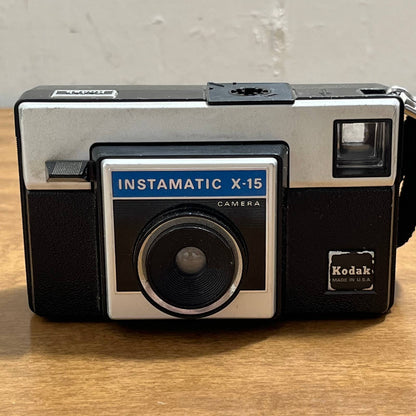 1970s Kodak Instamatic X-15 Point & Shoot 126 Film Camera Black K TD4-2