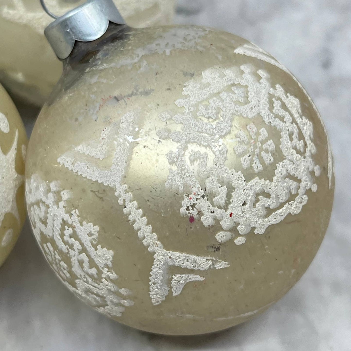 Shiny Brite 8 Vintage 2 1/4" Mercury Glass Ornaments White Silver OT1