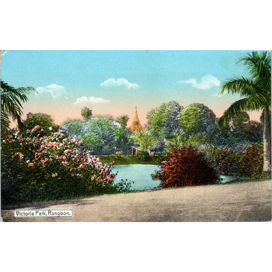 Victoria Park Rangoon c1910 Original Postcard TK1-P1