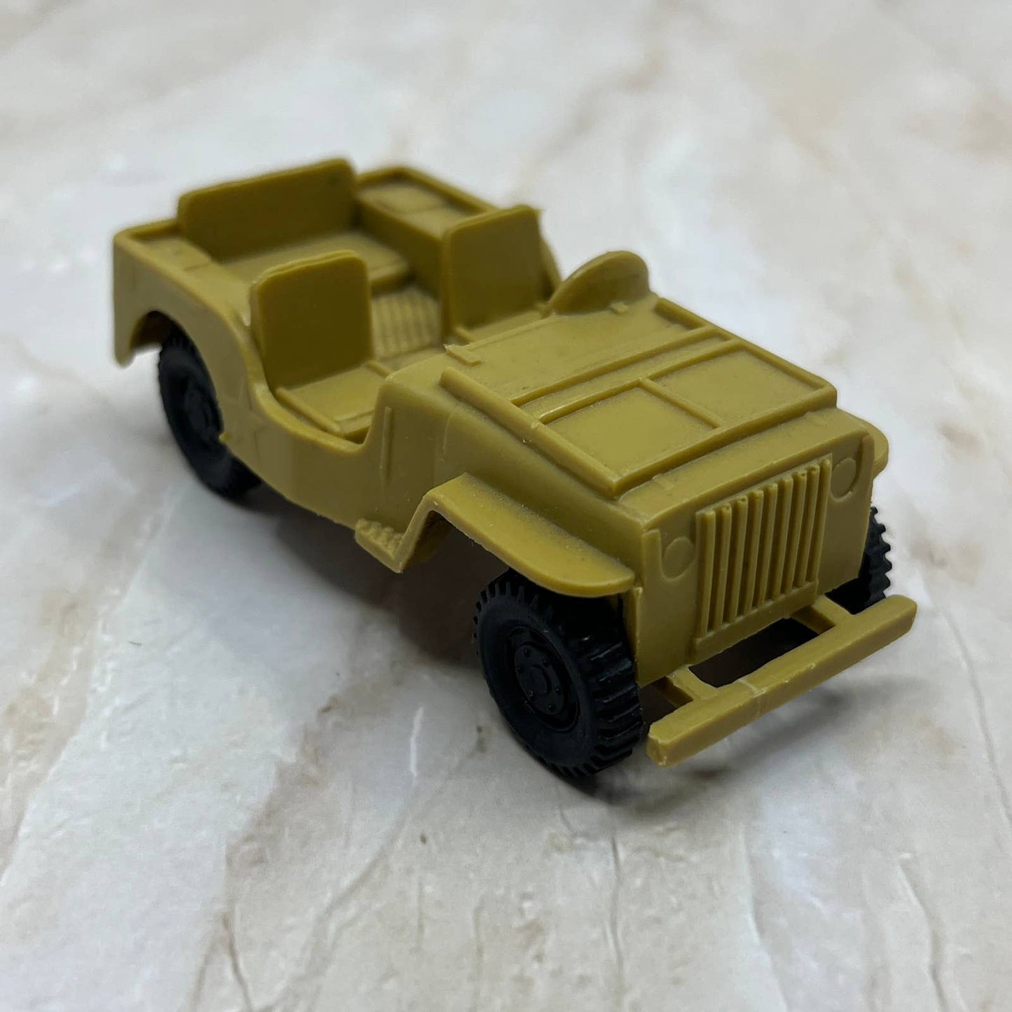 Vintage Army Jeep w/ Trailer Hitch - Olive Tan Plastic - 3.25 inch TC5-S2