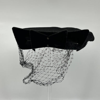 Vintage 1940s Black Clip In Pillbox Hat with Veil and Velvet Bow HB1