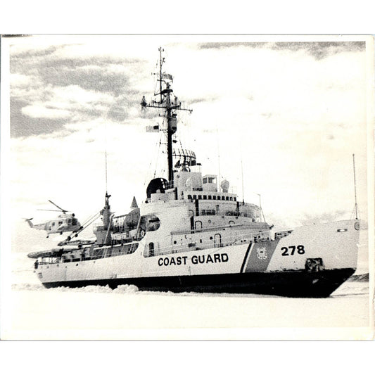 c1970 Original Photograph USCG Coast Guard Staten Island Ship 278 8x10 AD6-1