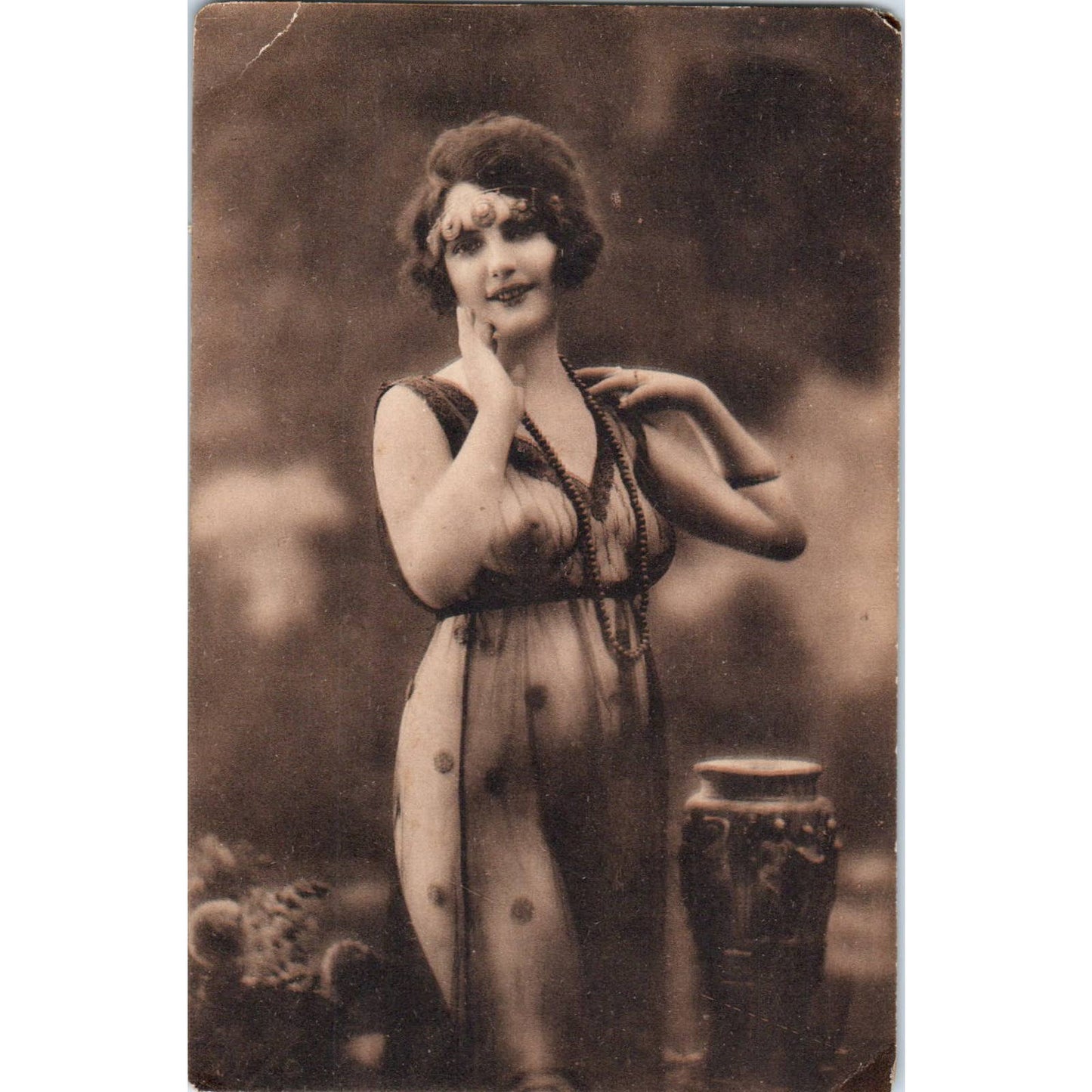 Jean AGÉLOU. Fernande and her friends - Original Postcard TJ7-RP1
