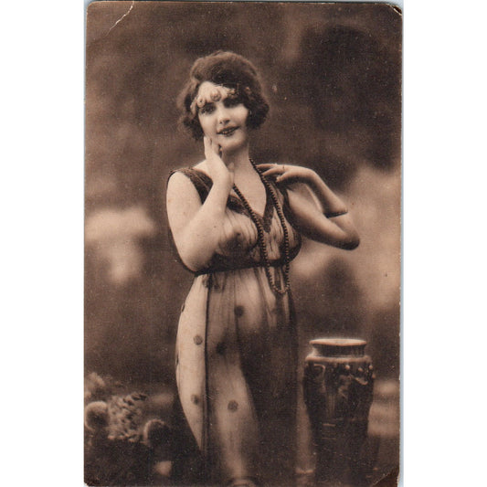 Jean AGÉLOU. Fernande and her friends - Original Postcard P3-4
