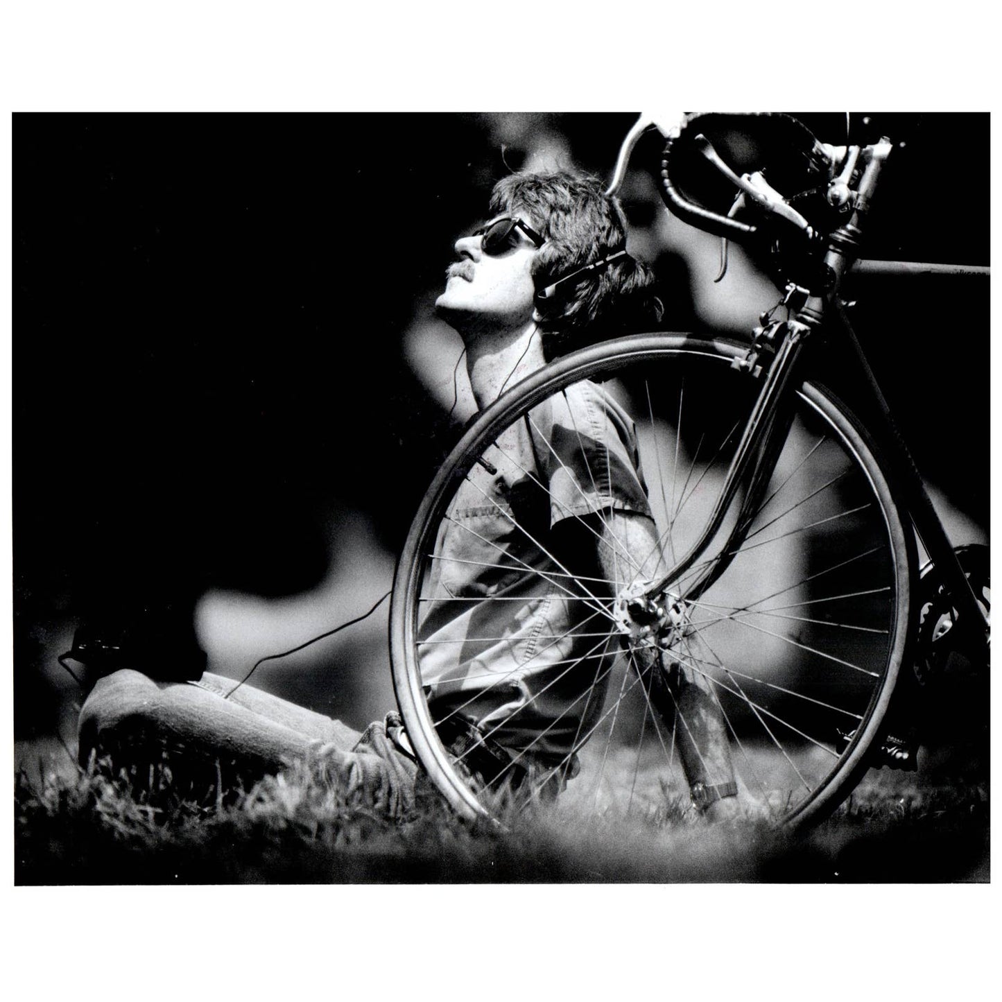 1987 Press Photo Cycling Bike Rider With Walkman Photo Steven LaBadessa 8x10 AD3