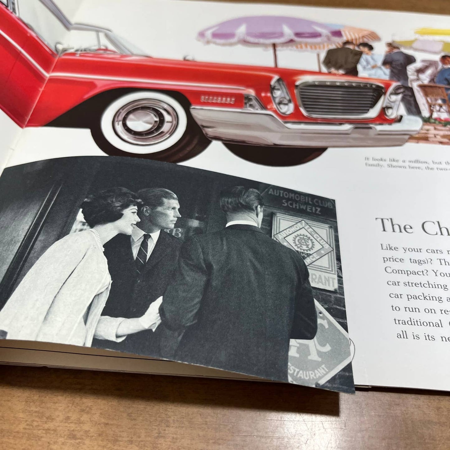 1961 Chrysler Full Color Deluxe Sales Brochure Newport Windsor New Yorker 300 B4