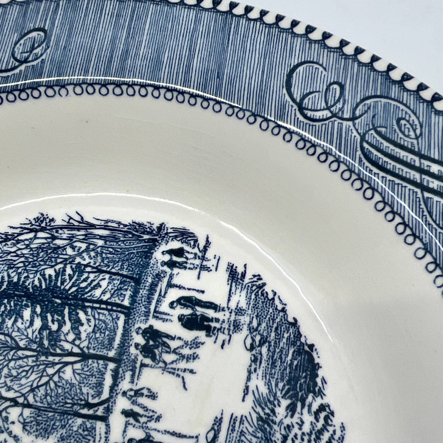 Royal China Currier and Ives Soup/Salad Bowl  8 1/2" Early Winter Blue TI3-2