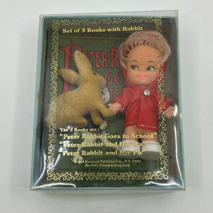 1975 Flocked Peter Rabbit Doll and Replica Book Set in Box TG1