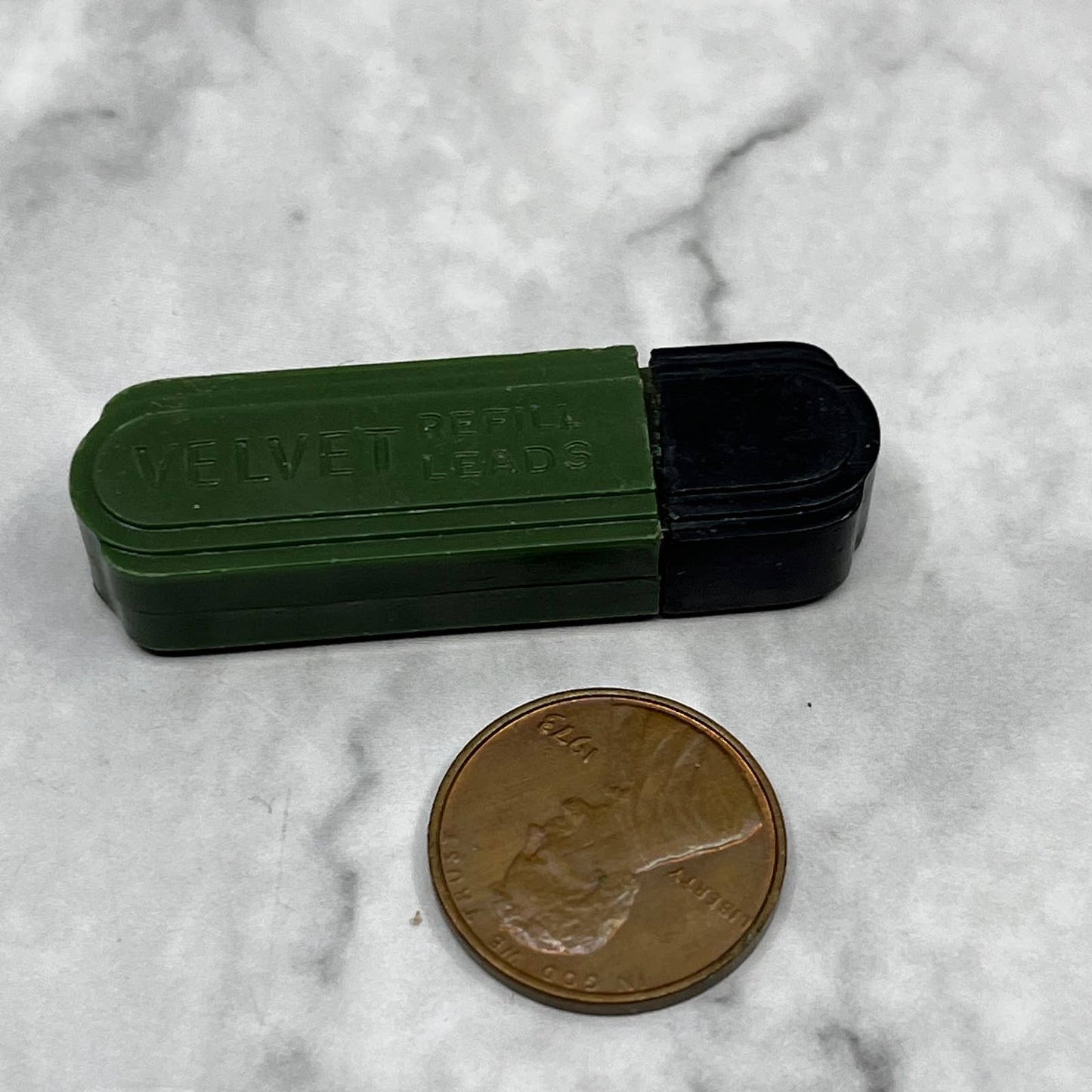 Vintage American Pencil Co VELVET Refill Leads Container SE7