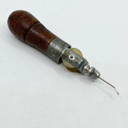 Vintage Awl C.A. MYERS CO THE AWL FOR ALL Lockstitch Sewing Leather Craft SC3