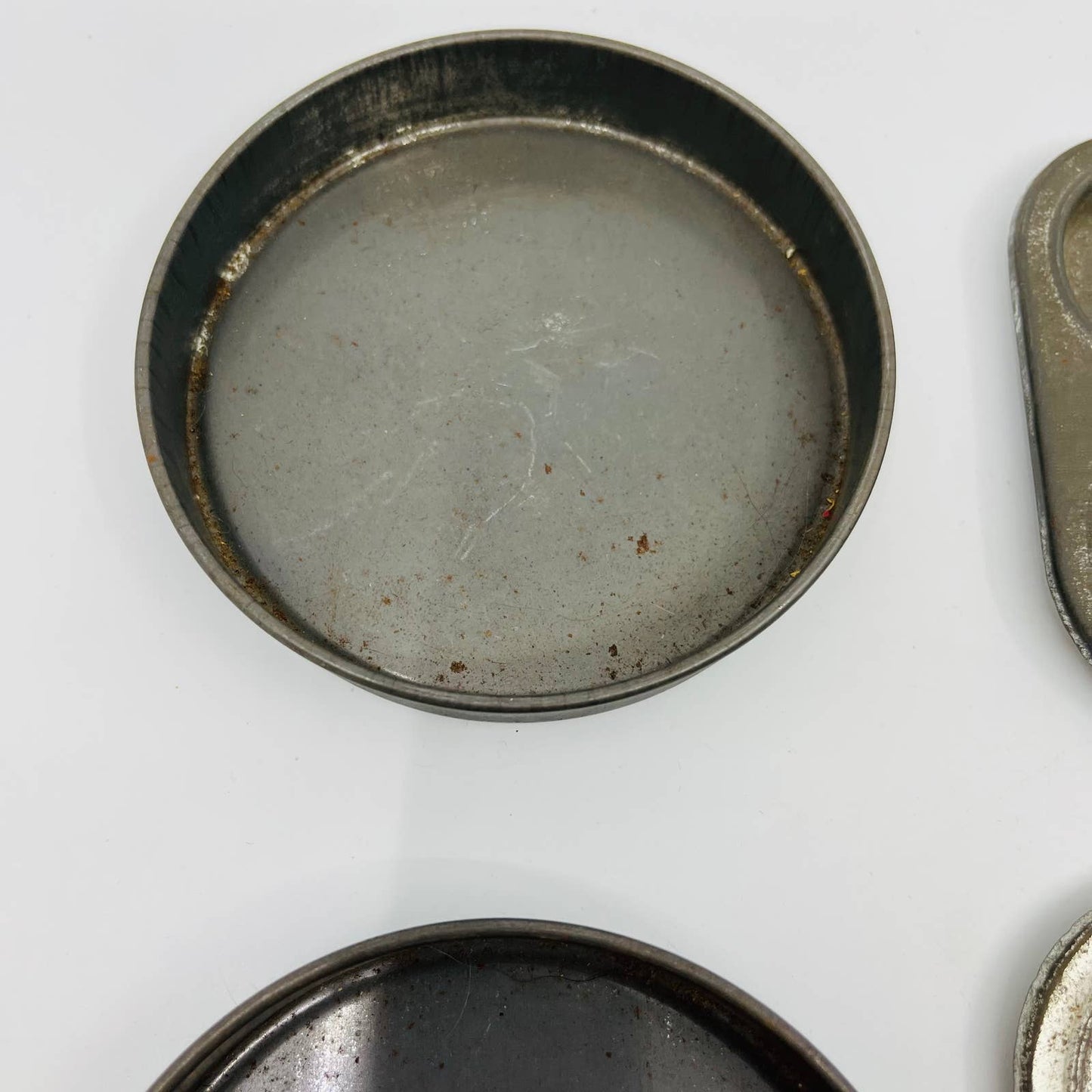 Vintage Toy Kitchen Metal 4 Piece Baking Set Muffin Tin Pie Pan TB6