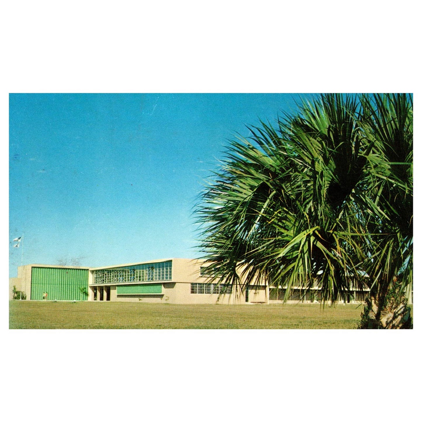 Vintage Postcard - Palm Beach Junior College Congress Avenue Lake Worth FL AD9