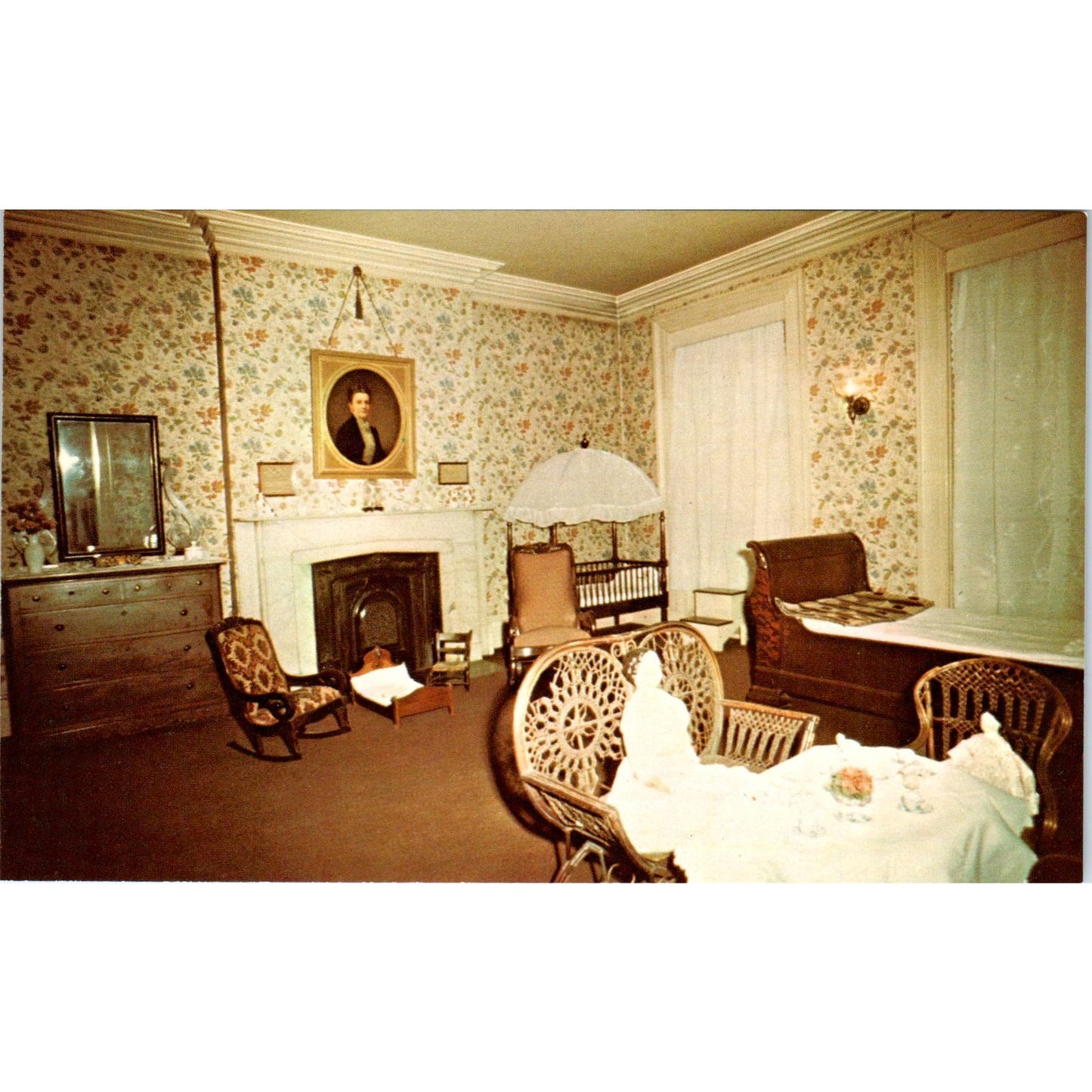 Theodore Roosevelt Birthplace New York City Nursery Original Postcard PB1