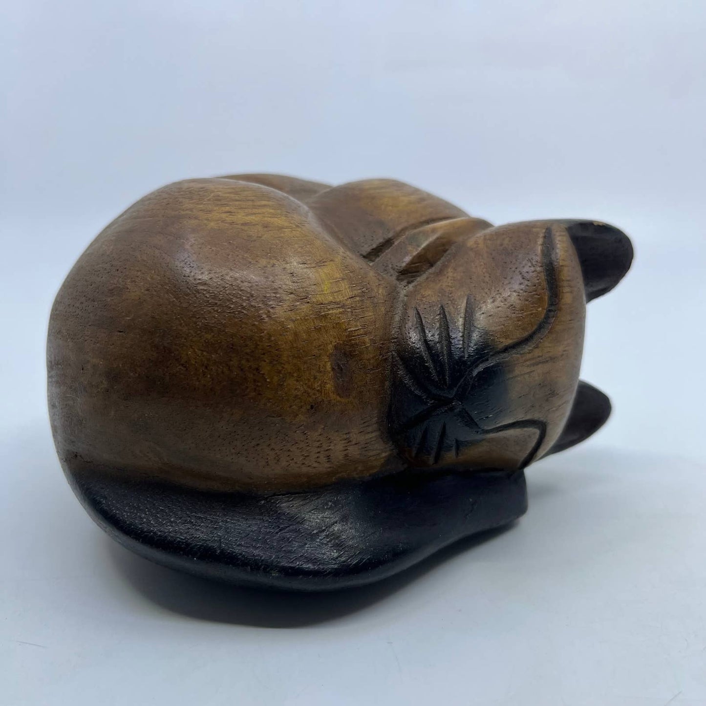 MCM Folk Art Hand Carved Curled Up Sleeping Siamese Cat Wooden Statue ~3x5" TH8