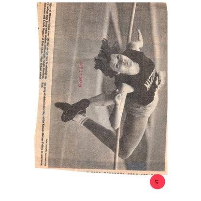 1982 Original Press Photo Track High Jump Ogar Mizzou 7x10" AD2