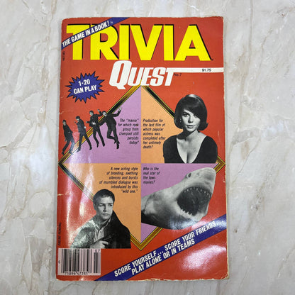 Trivia Quest 1984 Vtg Magazine Game Book #7 The Beatles Jaws James Bond TI7
