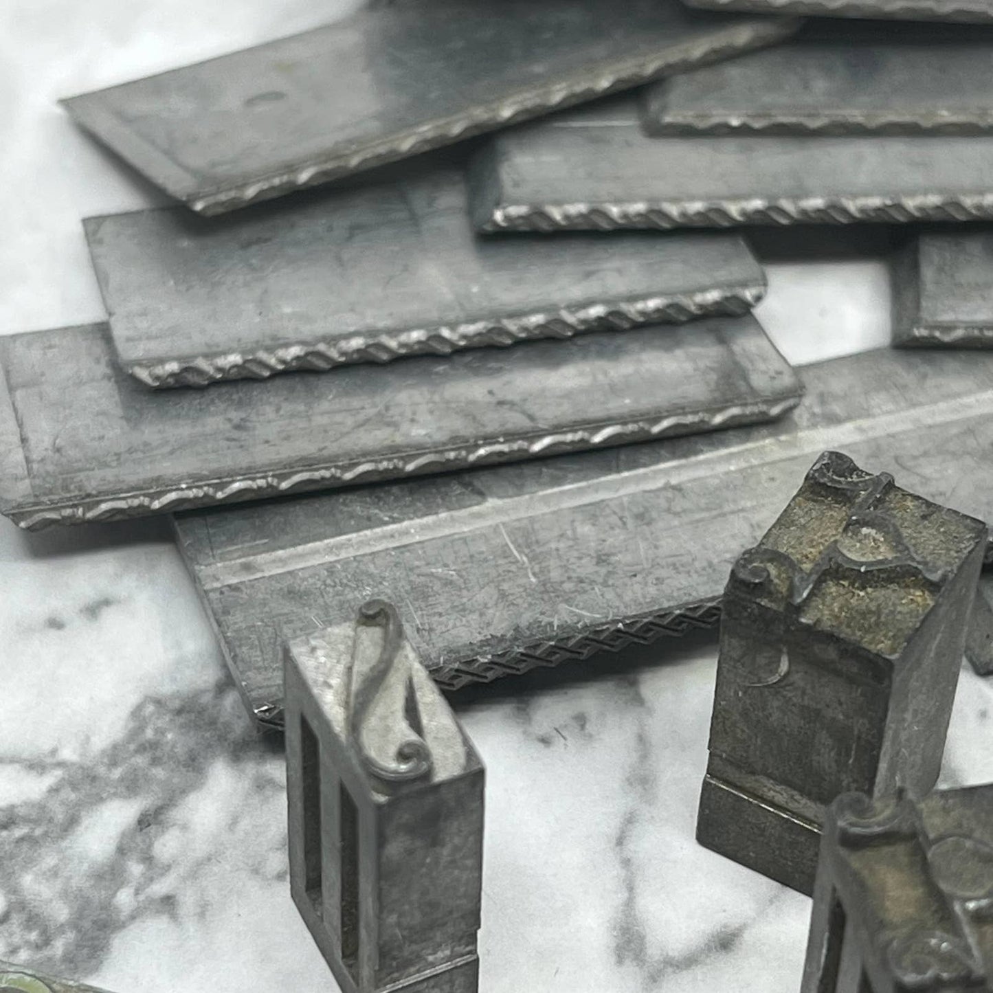 Huge Lot Vintage Letterpress Printers Block Plates Borders & Flourishes SE847