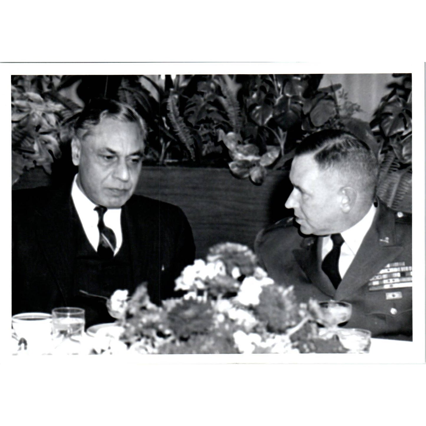 India Ambassador Nehru w Army Officer at Yankton College 1963 Photo 5x7 TK1-P4