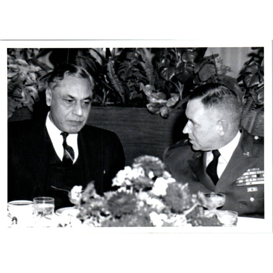 India Ambassador Nehru w Army Officer at Yankton College 1963 Photo 5x7 TK1-P4