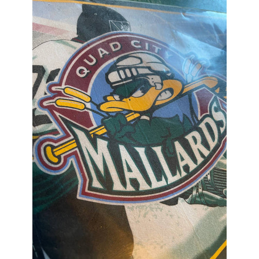 Vintage Defunct Minor League Quad City Mallards Hockey Team Souvenir Pennant