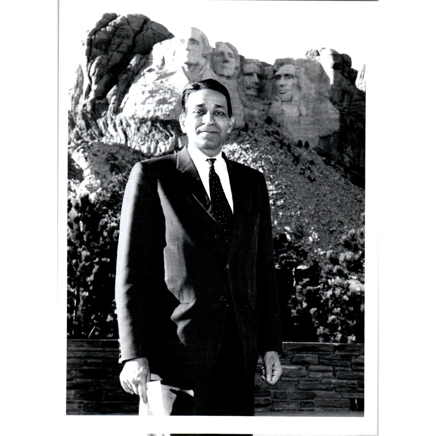 Pakistan Minister Masood Viewing Mount Rushmore 1963 Original Photo 5x7 B10