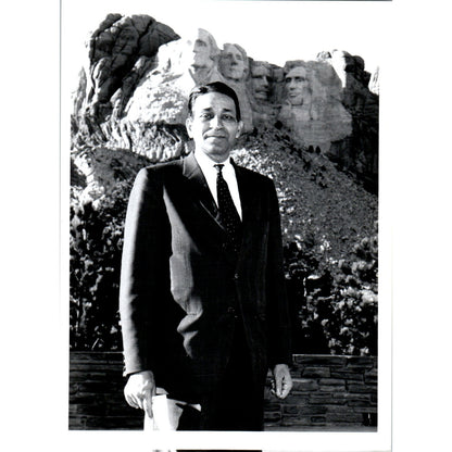 Pakistan Minister Masood Viewing Mount Rushmore 1963 Original Photo 5x7 B10