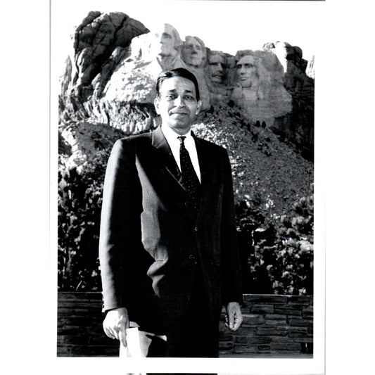 Pakistan Minister Masood Viewing Mount Rushmore 1963 Original Photo 5x7 B10