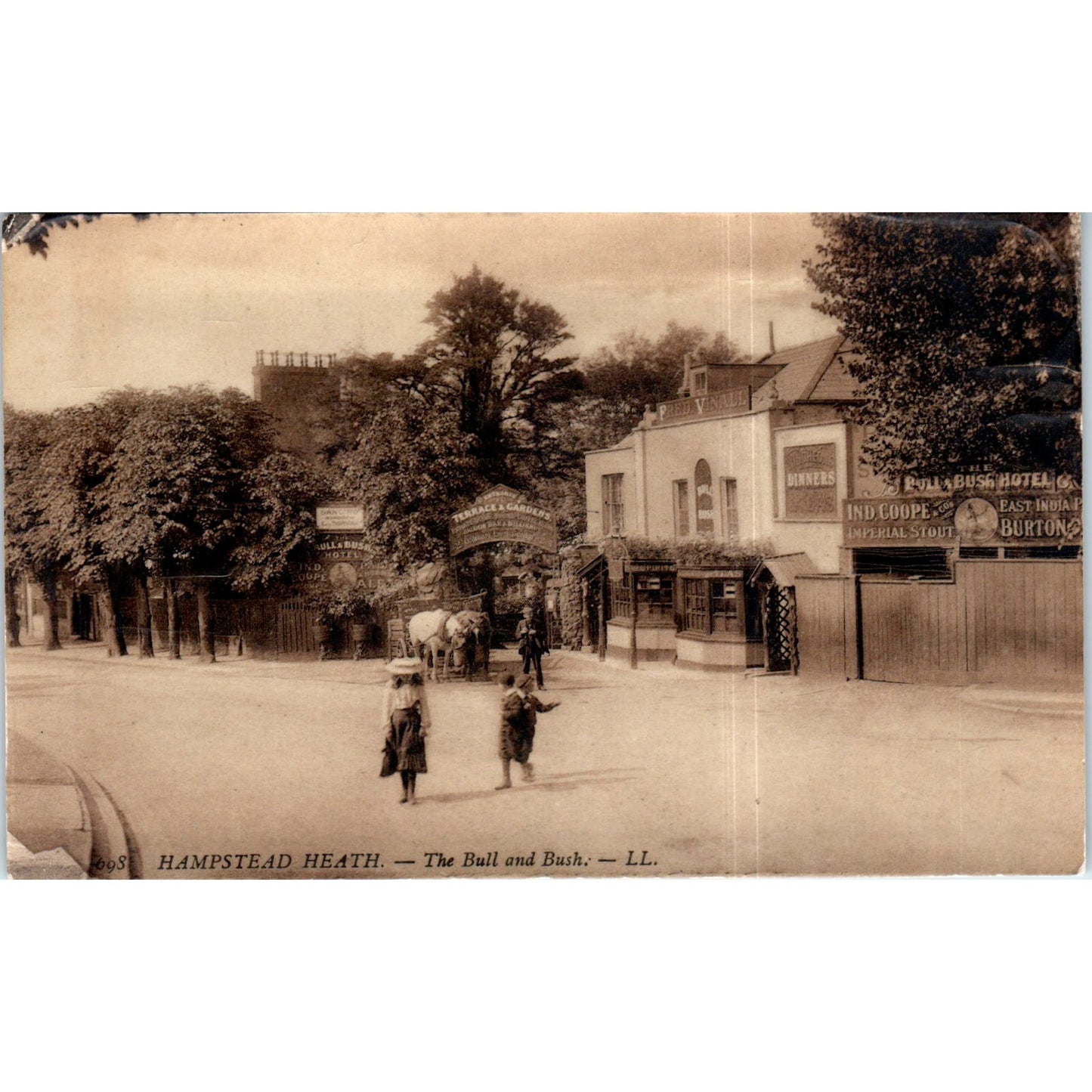 Hampstead Heath The Bull and Bush RPPC Original Postcard P2-7