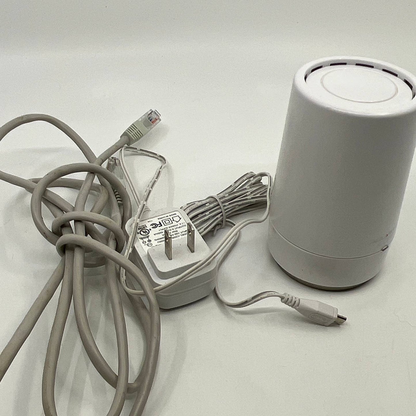 AcuRite 09155M AcuRite Access Remote Monitoring of AcuRite Weather Stations TH2