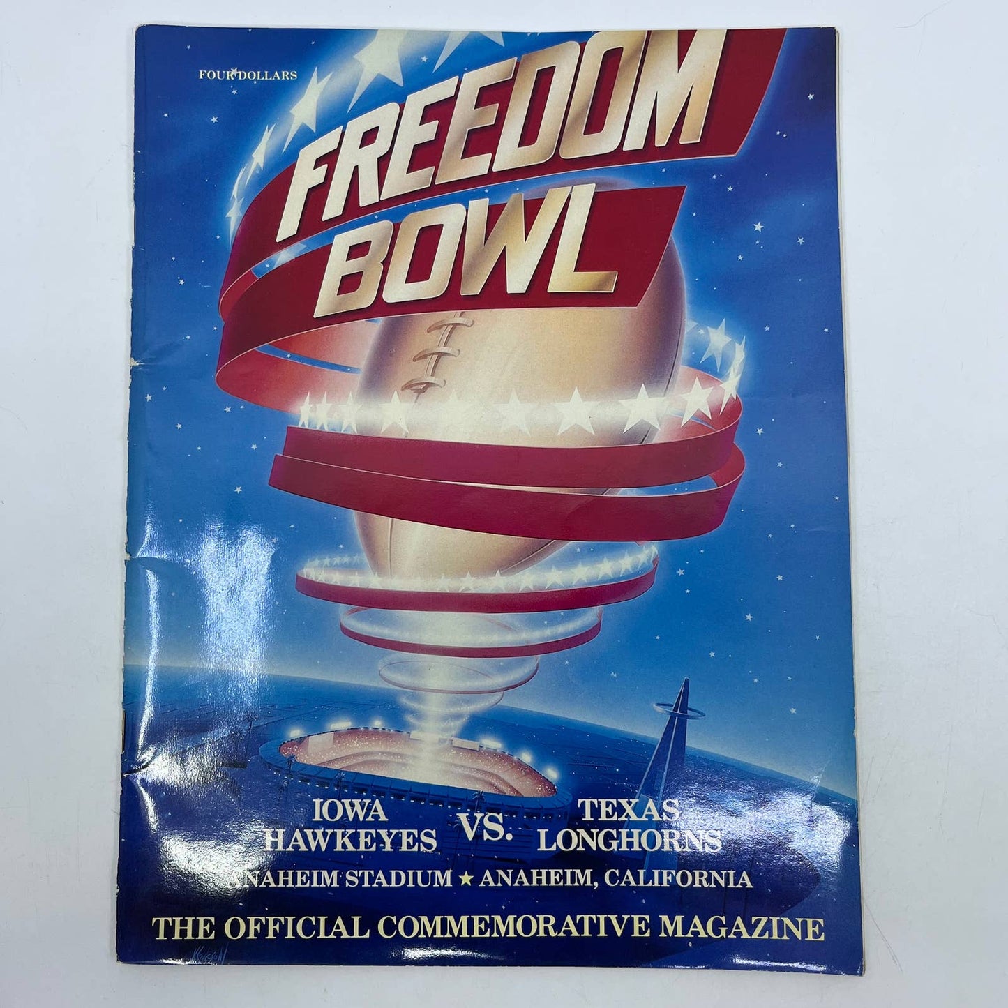 Iowa Hawkeyes vs. Texas Longhorns 1984 Freedom Bowl Program TD2