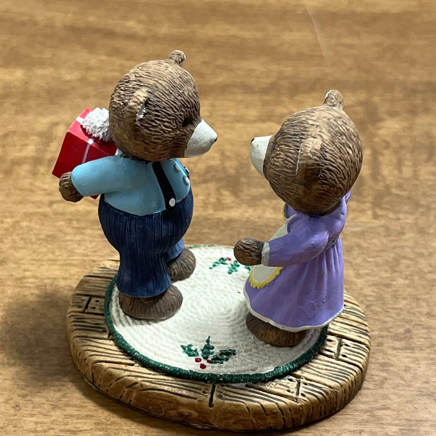 1988 Hallmark Tender Touches Christmas is for Sharing Bears Figurine FA6