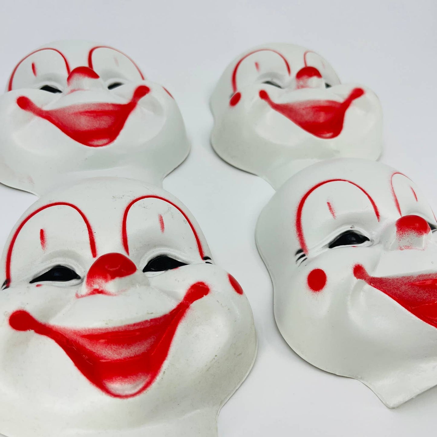 Vintage Fibre Craft Plastic Clown Face 5" Lot of 4 TD9
