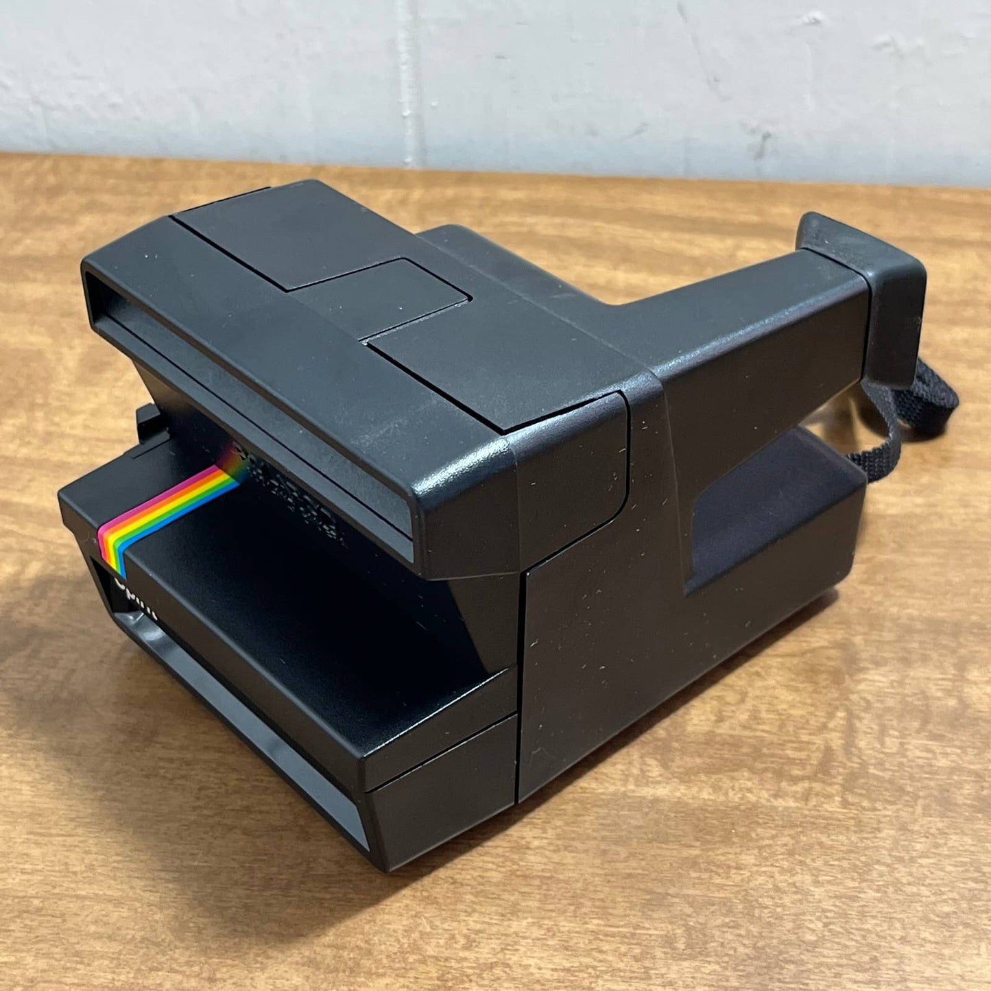 Vintage Polaroid Spirit 600 Land Camera with Strap Made in USA Rainbow TG9