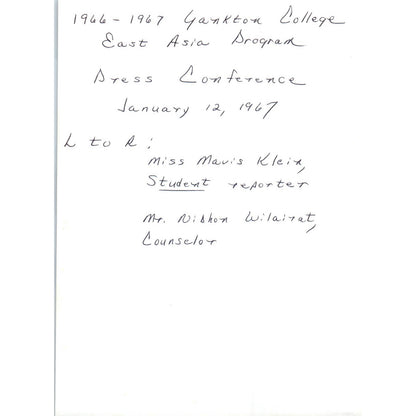 Yankton College Student Mavis Klein & Nishon Wilairat Original Photo 5x7 TK1-P5