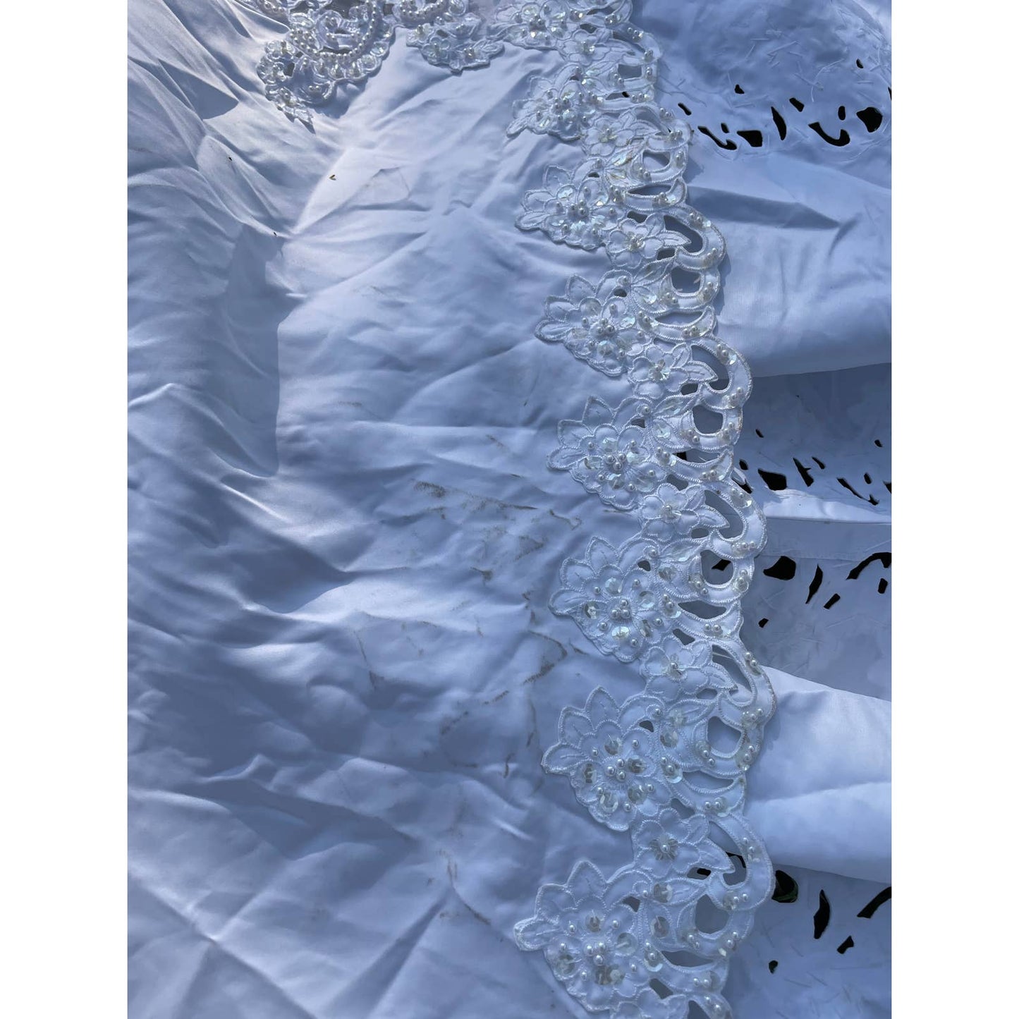 Vintage Forever Yours David’s Bridal Wedding Dress with Long Train