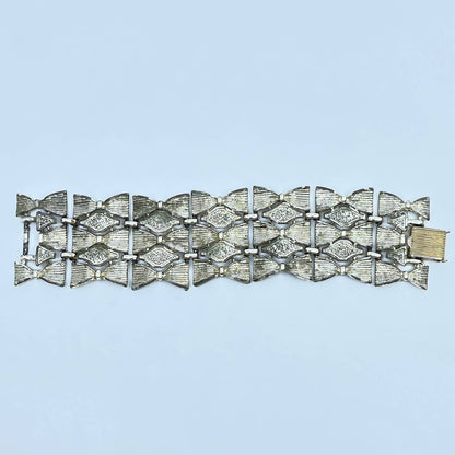 1940's PEGASUS CORO Silver Tone Wide Link Bowtie Bracelet 6" SD5