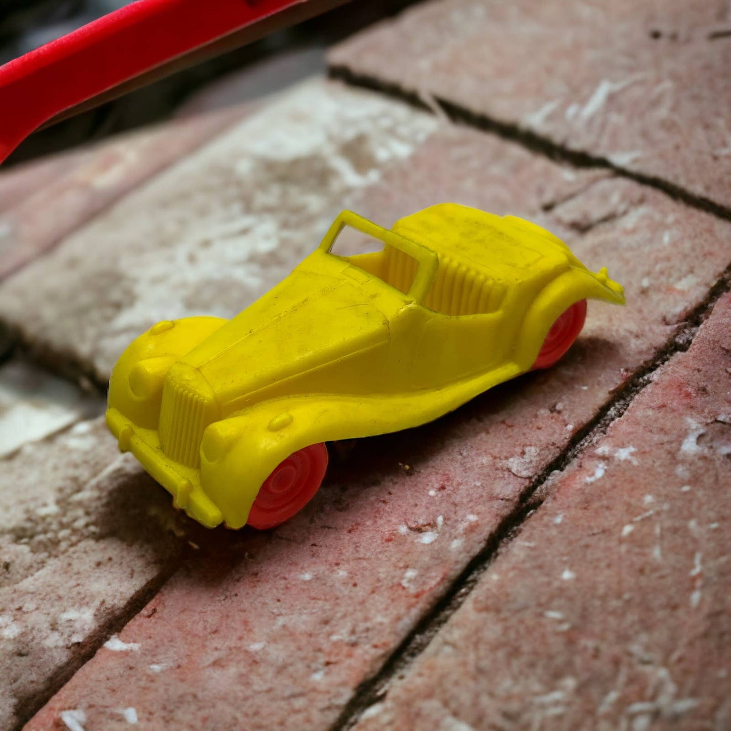 1950s MG England Plastic Roadster Car Toy 4.5" TJ9