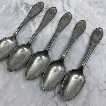 Antique Lot of 5 MERIDEN BRITANNIA MB & Co Tea Spoons 6" TJ3